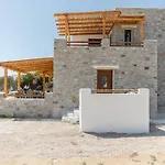 Naxos Beachwalk Plaka Villa