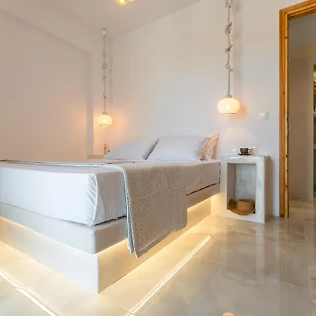 Naxos Beachwalk Plaka Villa Maragkas