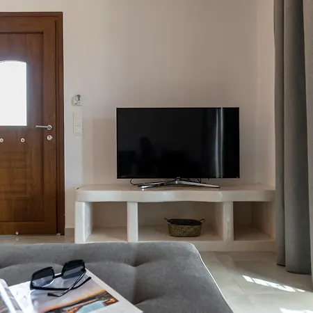 Naxos Beachwalk Plaka Villa Maragkas