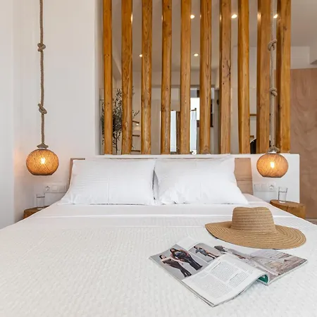 Naxos Beachwalk Plaka